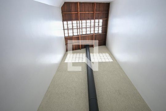 Pé Direito de casa à venda com 3 quartos, 320m² em Parque Monte Alegre, Taboão da Serra