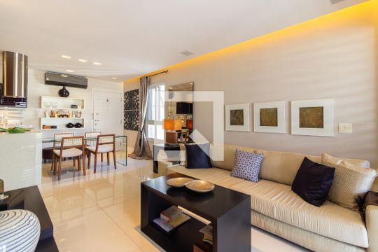 Apartamento para alugar com 2 quartos, 80m² em Jardins, São Paulo