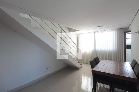 Apartamento à venda com 2 quartos, 100m² em Candelária, Belo Horizonte