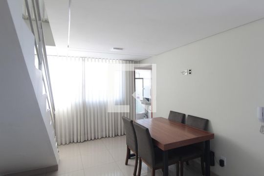 Apartamento à venda com 2 quartos, 100m² em Candelária, Belo Horizonte
