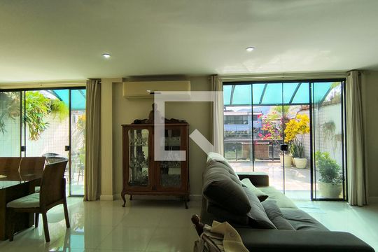 Apartamento à venda com 3 quartos, 187m² em Recreio dos Bandeirantes, Rio de Janeiro