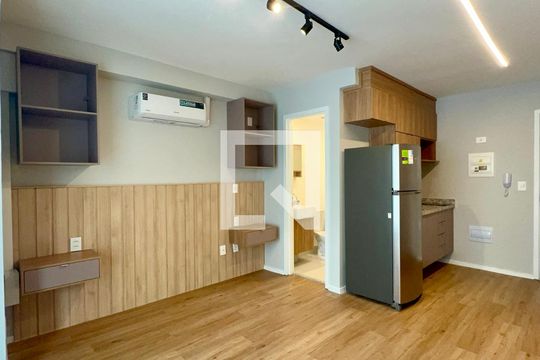 Studio de kitnet/studio à venda com 1 quarto, 26m² em Pinheiros, São Paulo