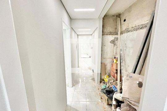 Corredor de apartamento à venda com 3 quartos, 107m² em Santana, São Paulo