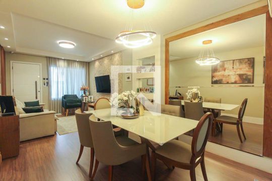Sala de casa à venda com 3 quartos, 240m² em Vila Formosa, São Paulo