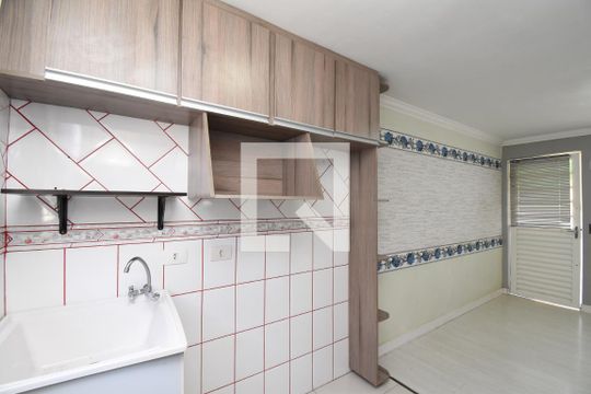 Sala/cozinha de apartamento à venda com 2 quartos, 40m² em Atuba, Curitiba