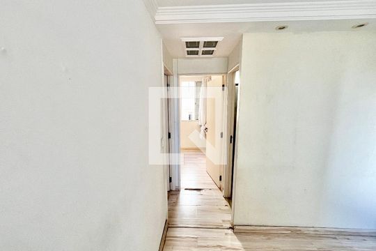 Corredor de apartamento à venda com 2 quartos, 48m² em Casa Verde Alta, São Paulo