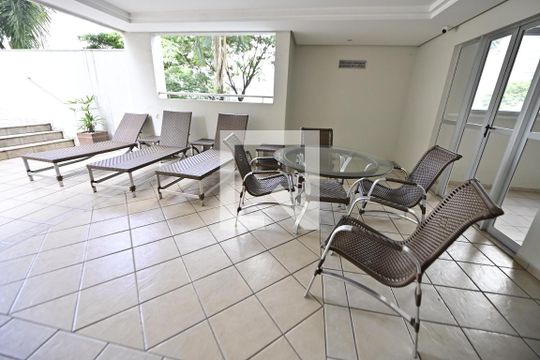 Apartamento para alugar com 2 quartos, 56m² em Setor Bueno, Goiânia