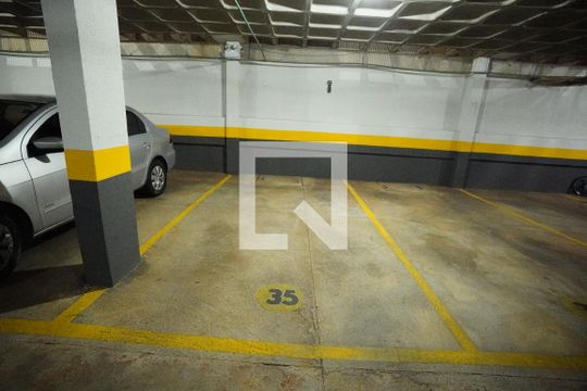 Apartamento para alugar com 2 quartos, 56m² em Setor Bueno, Goiânia