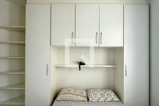 Quarto de kitnet/studio para alugar com 1 quarto, 30m² em Jardim Paulista, São Paulo