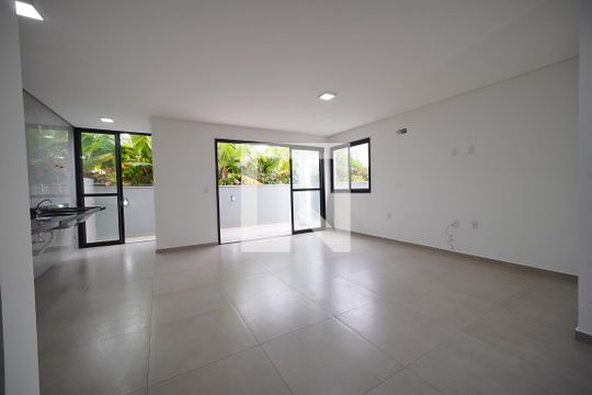 Casa para alugar com 2 quartos, 120m² em Ingleses Norte, Florianópolis