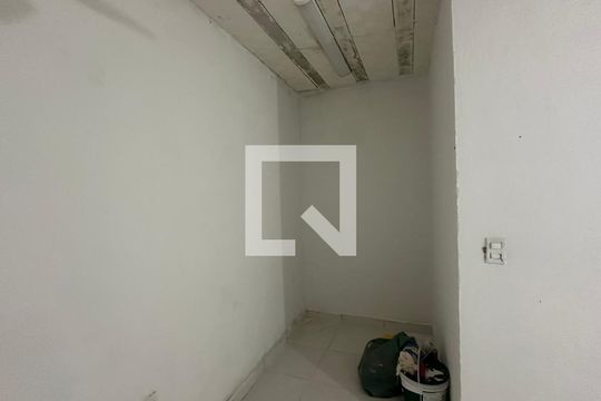 Studio de casa para alugar com 1 quarto, 45m² em Vargem Grande, Rio de Janeiro
