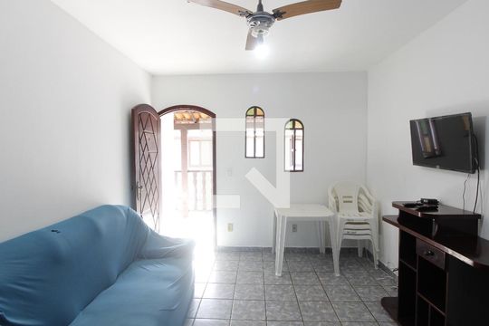 Apartamento para alugar com 2 quartos, 60m² em Ogiva, Cabo Frio