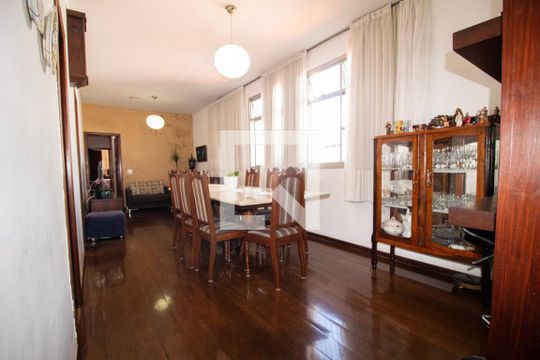 Sala 02 de apartamento à venda com 4 quartos, 230m² em Calafate, Belo Horizonte
