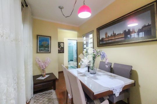 Sala de casa à venda com 4 quartos, 300m² em Lajeado, São Paulo