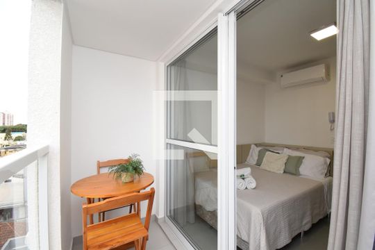 Sacada do Studio de kitnet/studio para alugar com 1 quarto, 21m² em Centro, Curitiba