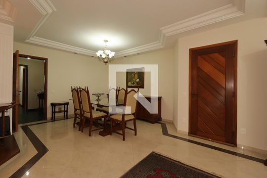 Sala de apartamento à venda com 4 quartos, 158m² em Vila Santa Teresa, Santo André