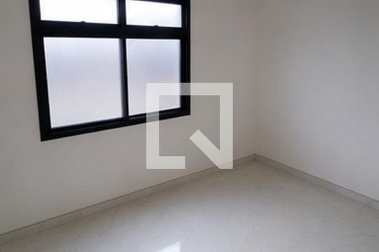 Quarto de kitnet/studio para alugar com 1 quarto, 32m² em Cruzeiro, Ribeirão das Neves