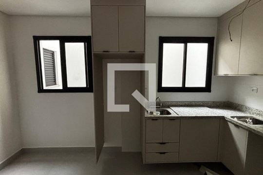 Sala - Cozinha de apartamento à venda com 2 quartos, 50m² em Campestre, Santo André