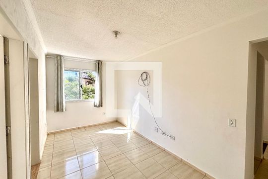Sala de apartamento para alugar com 2 quartos, 50m² em Lageado, Ferraz de Vasconcelos