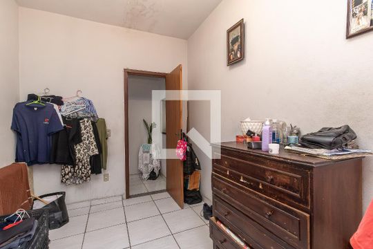 Quarto 3 de casa à venda com 3 quartos, 85m² em Jardim Laguna, Contagem