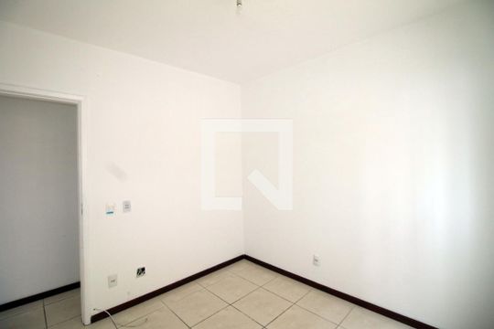 Quarto 1 de apartamento para alugar com 2 quartos, 70m² em Irajá, Rio de Janeiro