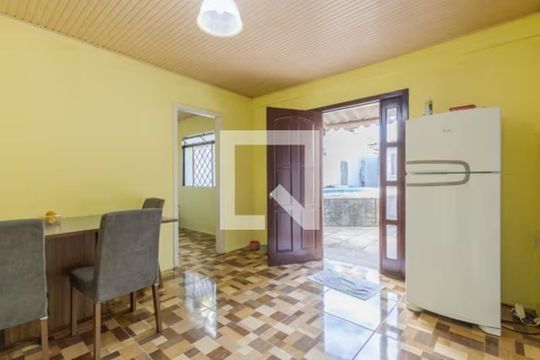 Sala de casa para alugar com 3 quartos, 250m² em Rio Branco, Canoas