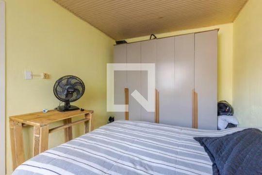 Quarto 1 de casa para alugar com 3 quartos, 250m² em Rio Branco, Canoas