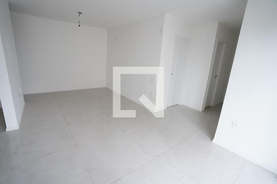 Apartamento para alugar com 3 quartos, 82m² em Setor Bueno, Goiânia