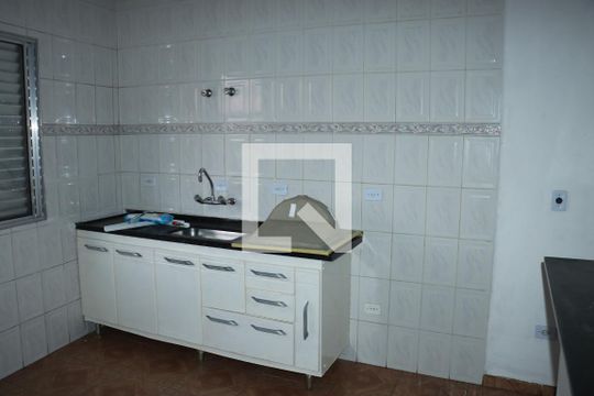 Casa para alugar com 1 quarto, 64m² em Jardim Casa Branca, Embu das Artes