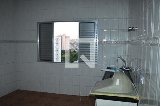 Casa para alugar com 1 quarto, 64m² em Jardim Casa Branca, Embu das Artes