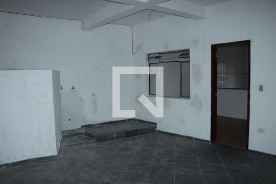 Casa para alugar com 1 quarto, 64m² em Jardim Casa Branca, Embu das Artes