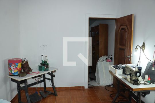 Casa para alugar com 1 quarto, 64m² em Jardim Casa Branca, Embu das Artes