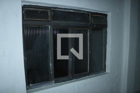 Quarto 1 de casa para alugar com 2 quartos, 50m² em Jardim Casa Branca, Embu das Artes