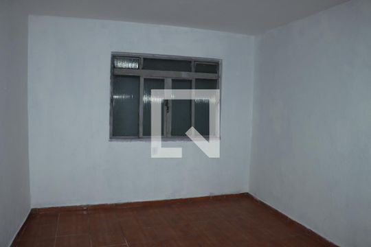 Quarto 1 de casa para alugar com 2 quartos, 50m² em Jardim Casa Branca, Embu das Artes