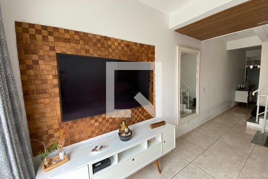 Sala de casa à venda com 2 quartos, 104m² em Vila Adalgisa, São Paulo