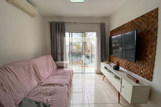 Sala de casa à venda com 2 quartos, 104m² em Vila Adalgisa, São Paulo