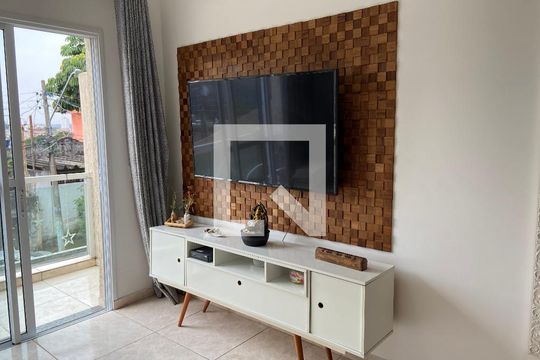 Sala de casa à venda com 2 quartos, 104m² em Vila Adalgisa, São Paulo