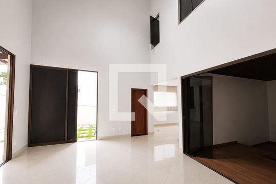 Sala de casa de condomínio para alugar com 5 quartos, 400m² em Alphaville Araguaia, Goiânia