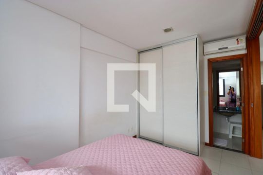 Quarto de apartamento para alugar com 1 quarto, 52m² em Caminho das Árvores, Salvador