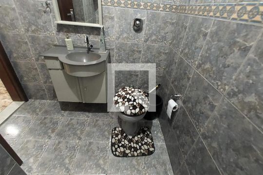 Banheiro de casa à venda com 3 quartos, 290m² em Taquara, Rio de Janeiro