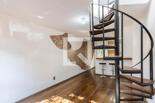 Apartamento para alugar com 2 quartos, 140m² em Mont’Serrat, Porto Alegre