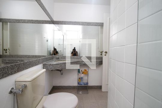 Banheiro Social de apartamento à venda com 2 quartos, 77m² em Luxemburgo, Belo Horizonte