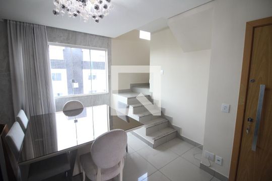 Sala de apartamento à venda com 3 quartos, 200m² em Barreiro, Belo Horizonte