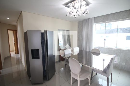 Sala de apartamento à venda com 3 quartos, 200m² em Barreiro, Belo Horizonte