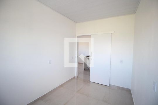 Quarto 1 de apartamento para alugar com 2 quartos, 35m² em Mário Quintana, Porto Alegre