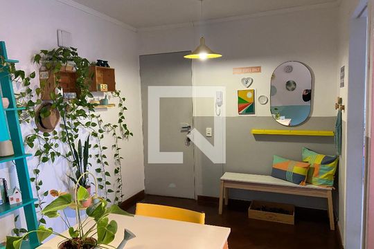 Sala de apartamento à venda com 2 quartos, 56m² em Parque Ipe, São Paulo