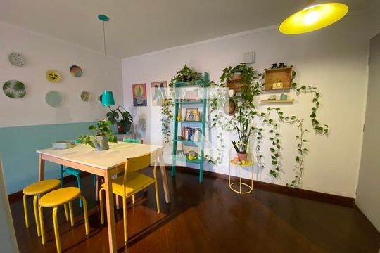 Sala de apartamento à venda com 2 quartos, 56m² em Parque Ipe, São Paulo