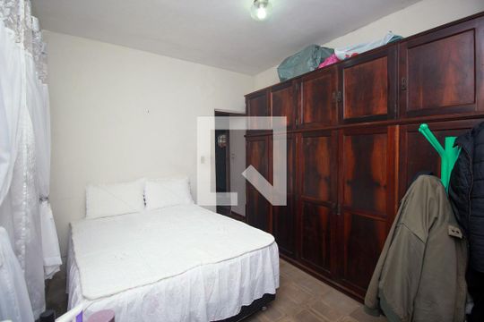 Quarto 1 de casa à venda com 4 quartos, 1004m² em Recreio da Borda do Campo, Santo André