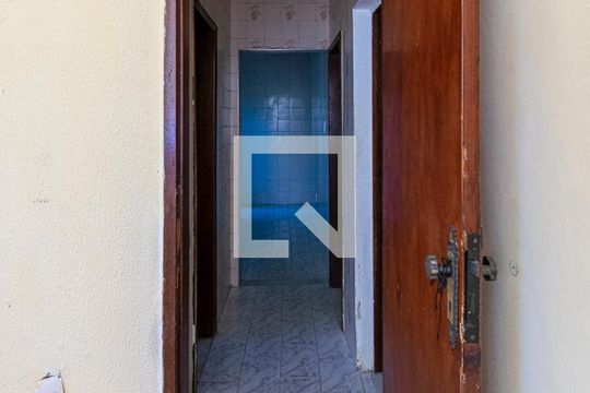 Sala de casa à venda com 2 quartos, 100m² em Rocha Miranda, Rio de Janeiro