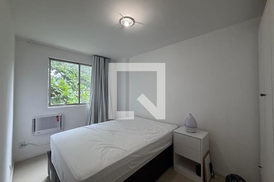 Quarto 2 de apartamento para alugar com 2 quartos, 48m² em Jacarepaguá, Rio de Janeiro
